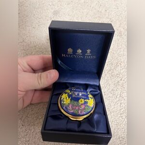 Vintage Halcyon Days Trinket box When i count my blessings